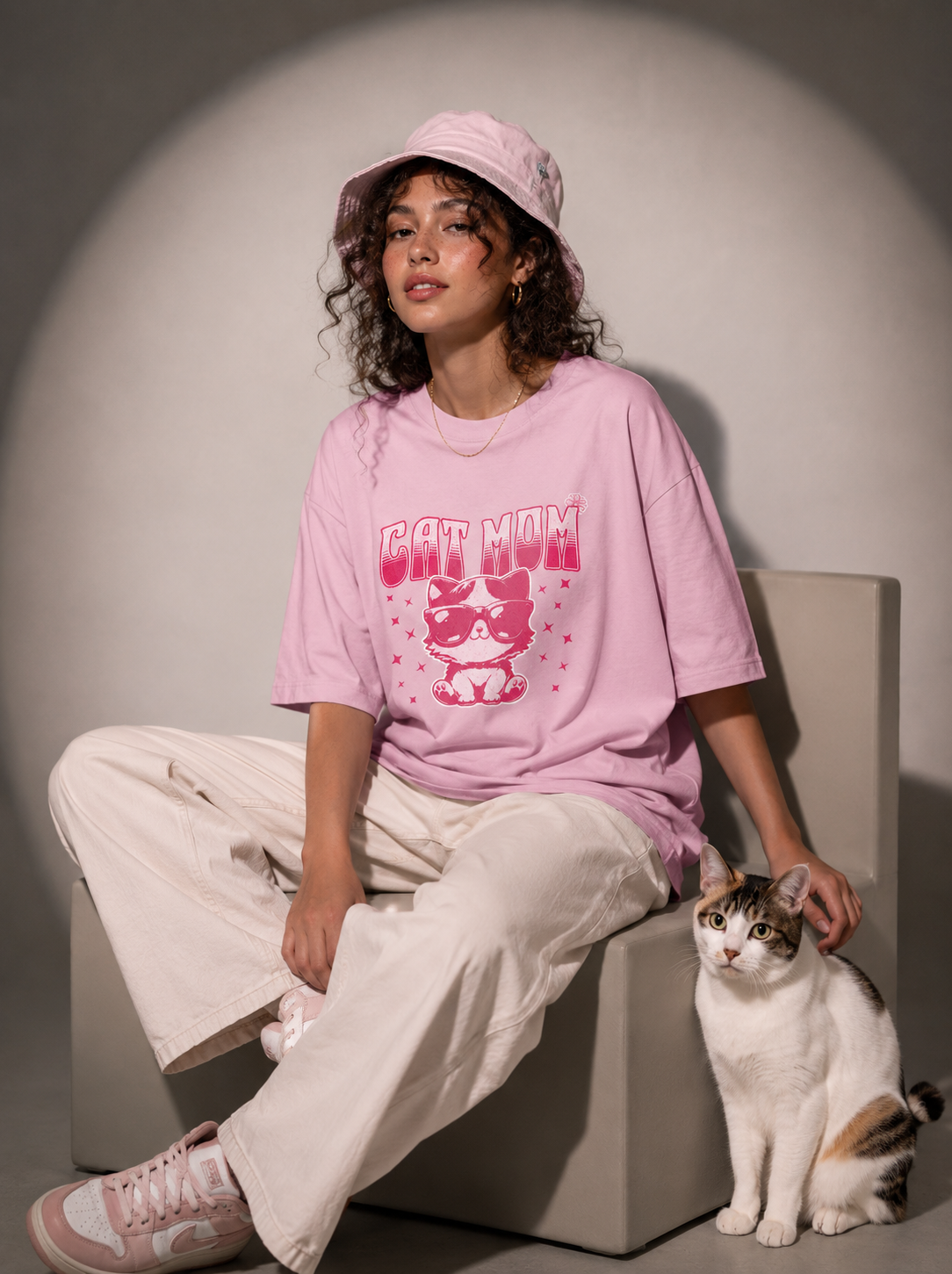 Cat Mom Oversized Classic T-Shirt