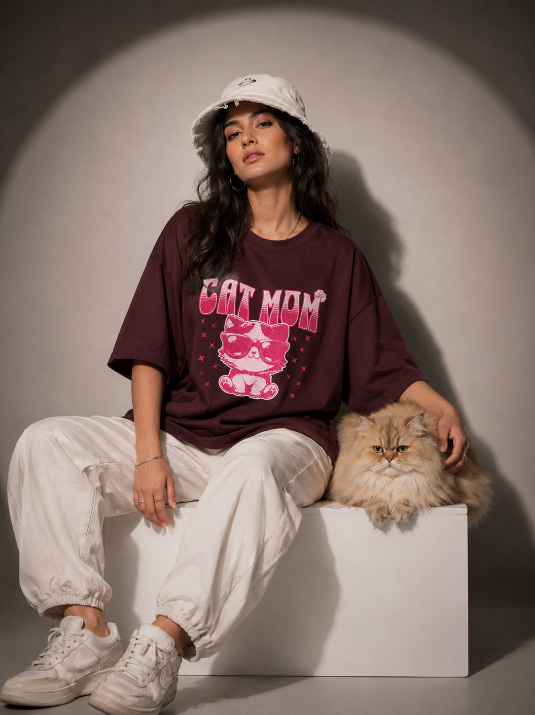 Cat Mom Oversized Classic T-Shirt