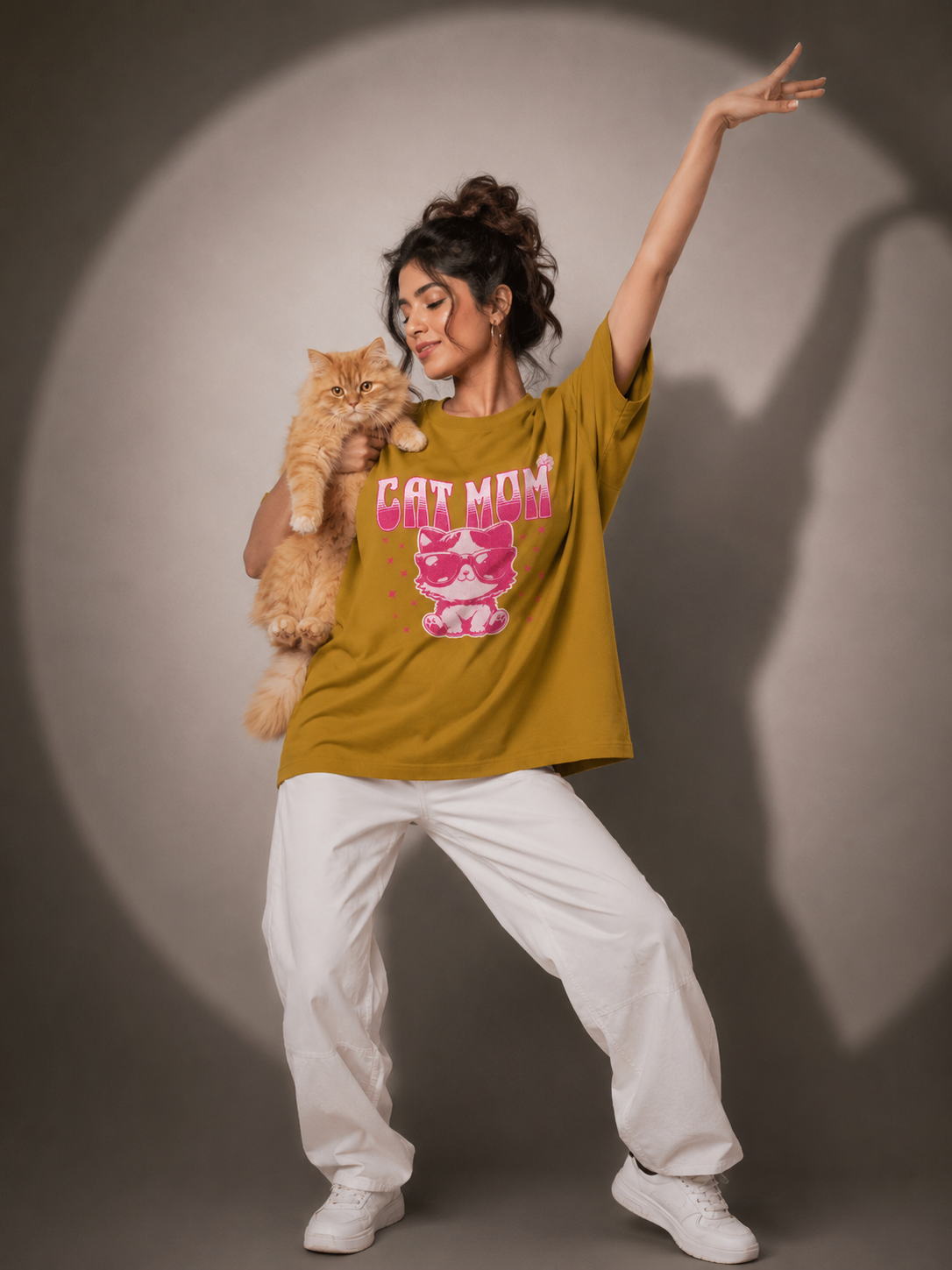 Cat Mom Oversized Classic T-Shirt
